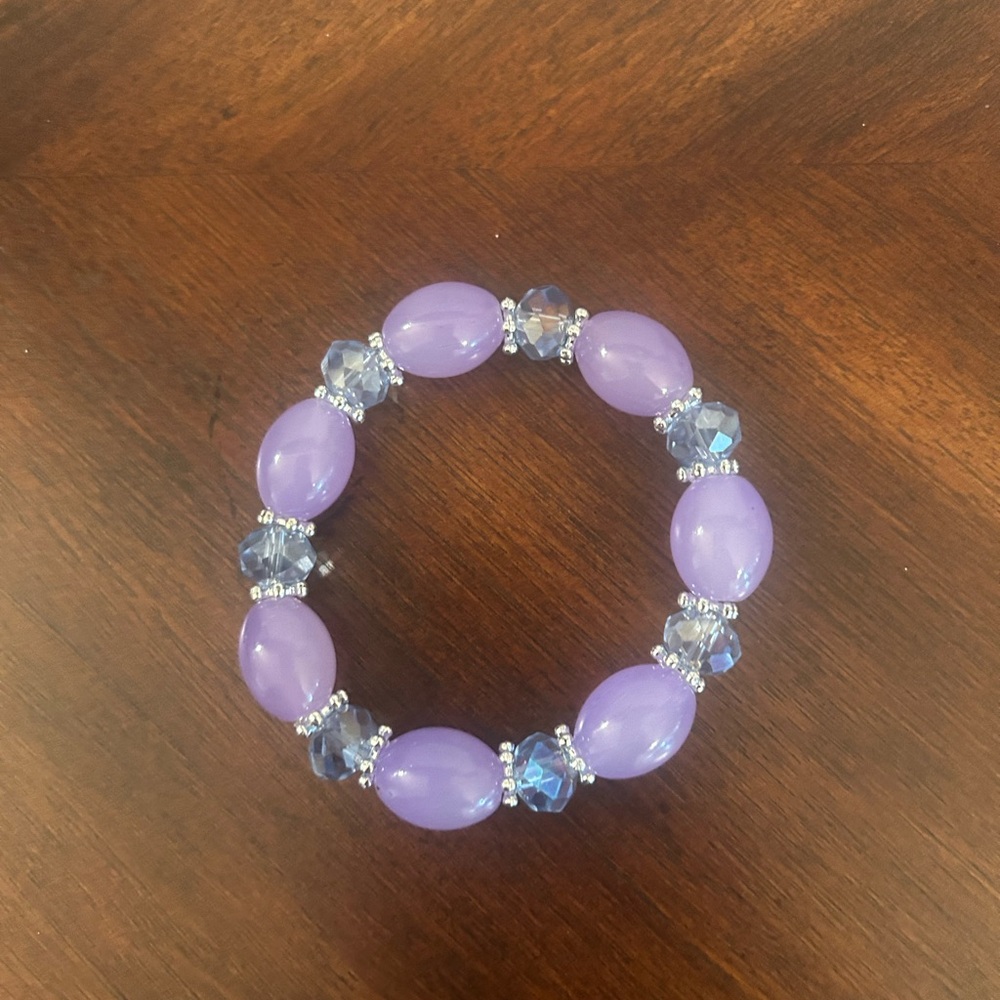 Colorful Beaded Bracelets. - Picture 4 of 8